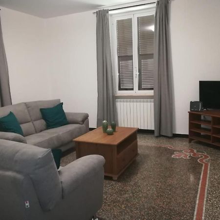דירות נולי La Casa Di Via Defferrari מראה חיצוני תמונה