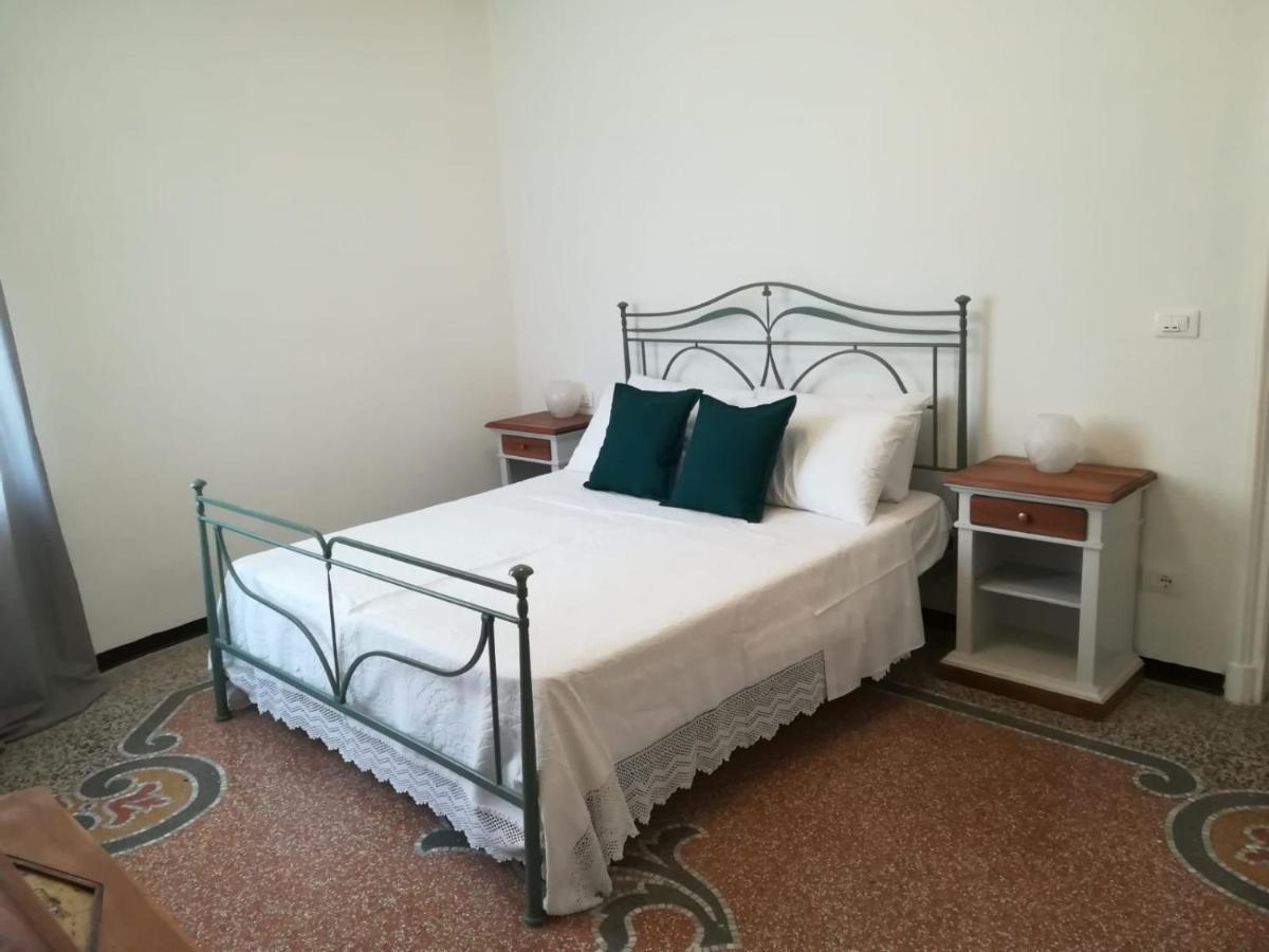 דירות נולי La Casa Di Via Defferrari מראה חיצוני תמונה