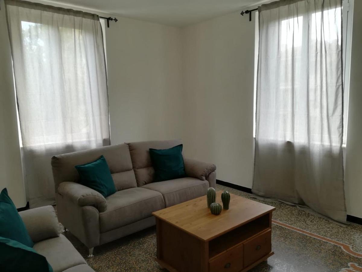 דירות נולי La Casa Di Via Defferrari מראה חיצוני תמונה